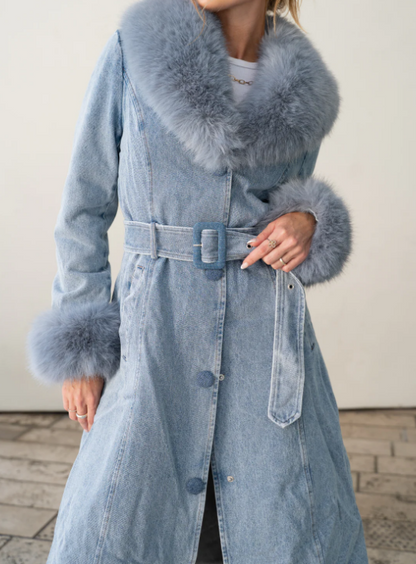 Gorgeous Trench Coat With Faux Fur