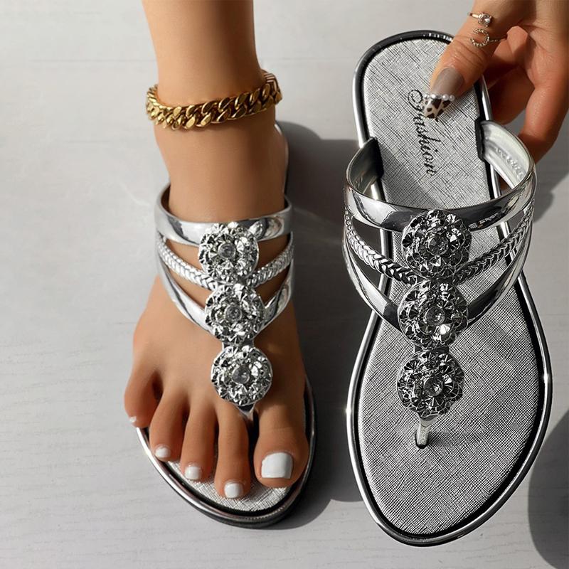 Rhinestone Pattern Hollow Out Slippers