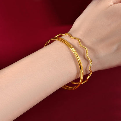 Thin Aperture Bracelet