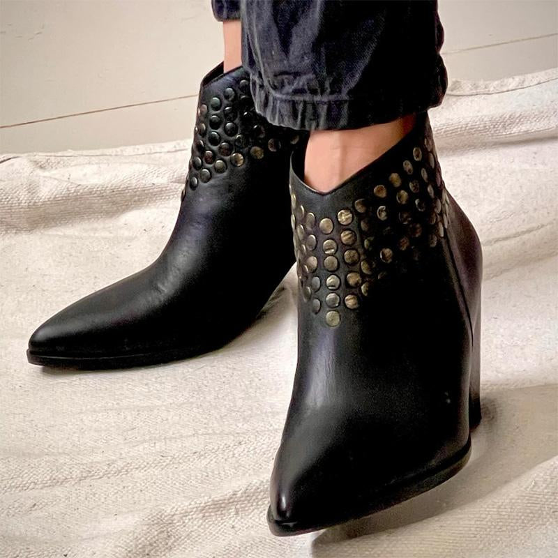 Women's Pointed Studded Chelsea Stall Heel Ankle Boots